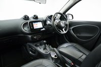 USED 2018 18 SMART FORFOUR EQ 17.6kWh Prime (Premium Plus) Auto 5dr Panoramic Roof, Black Leather