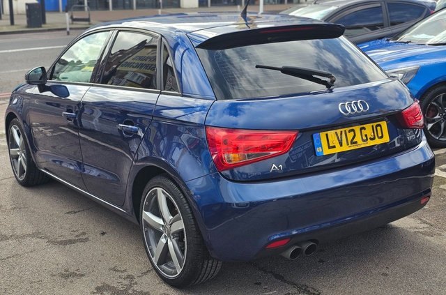 2012 AUDI A1 - Photo 7