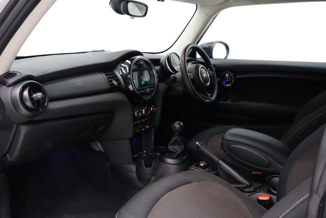 2020 MINI HATCH - Photo 8