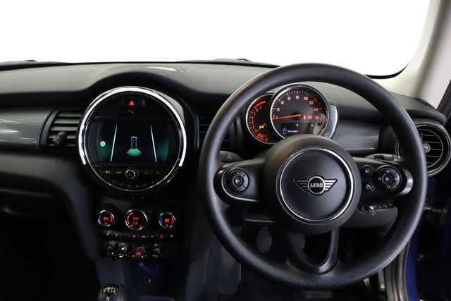 2020 MINI HATCH - Photo 9
