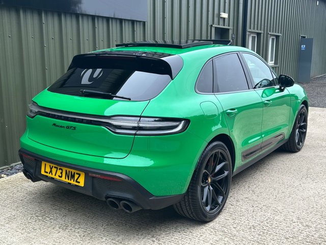 2023 PORSCHE MACAN - Photo 10