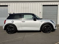 USED 2018 68 MINI HATCH 2.0 Cooper S Hatchback 3dr Petrol Manual Euro 6 (s/s) (192 ps) SAT NAV