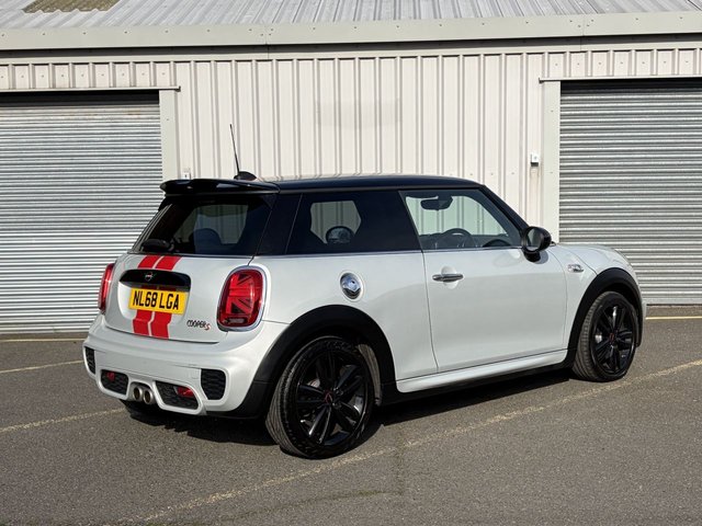 2018 MINI HATCH - Photo 5