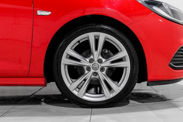 2017 Vauxhall Astra 1.4L SRI Vx Line Nav 5dr - Photo 11