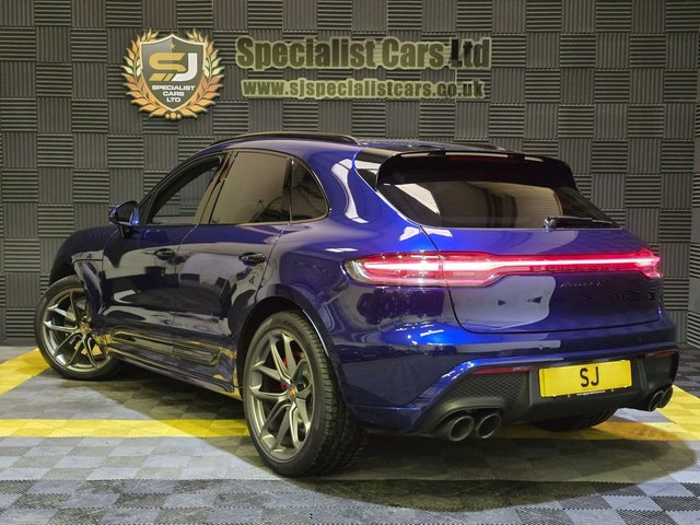 2025 PORSCHE MACAN - Photo 3