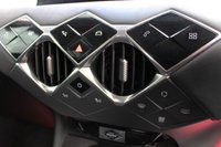 USED 2022 72 DS AUTOMOBILES DS 3 CROSSBACK 1.2 PureTech Louvre Crossback 5dr Petrol EAT8 Euro 6 (s/s) (130 ps) - EURO 6 - ULEZ, SAT NAV, LEATHER, DIGITAL DASH, R/CAMERA, LEDS, CRUISE/LDW/BSA, P/SENSORS, APPLE/ANDROID CARPLAY, 18" ALLOYS, DAB & BLUETOOTH