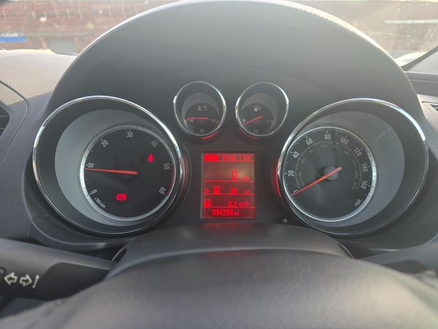 2013 VAUXHALL INSIGNIA 2.0 CDTi ecoFLEX Elite Nav Hatchback 5dr Diesel Manual Euro 5 (s/s) (160 ps) - Photo 9