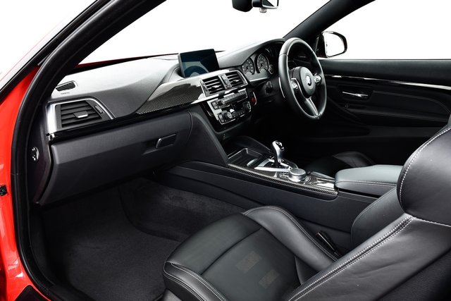 USED 2019 69 BMW M4 3.0 BiTurbo GPF Competition Coupe 2dr Petrol DCT Euro 6 (s/s) (450 ps) &pound;9kExtras | HUD | Rosso | 1Off