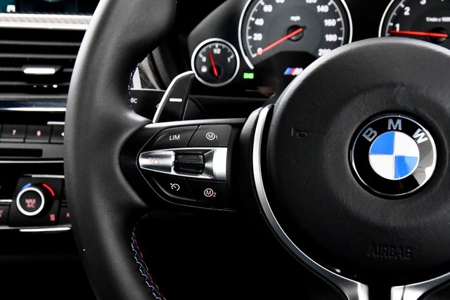 USED 2019 69 BMW M4 3.0 BiTurbo GPF Competition Coupe 2dr Petrol DCT Euro 6 (s/s) (450 ps) &pound;9kExtras | HUD | Rosso | 1Off