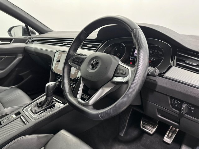 2020 Volkswagen Passat - Photo 10