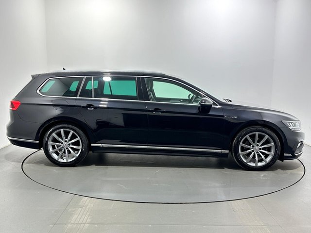 2020 Volkswagen Passat - Photo 9