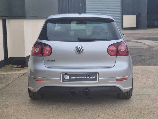 2021 VOLKSWAGEN GOLF R32 - Photo 8