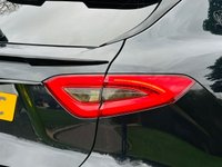 USED 2017 17 MASERATI LEVANTE 3.0D V6 SUV 5dr Diesel ZF 4WD Euro 6 (s/s) (275 ps) PANROOF+RED LETHER+CARBON KIT+