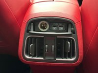 USED 2017 17 MASERATI LEVANTE 3.0D V6 SUV 5dr Diesel ZF 4WD Euro 6 (s/s) (275 ps) PANROOF+RED LETHER+CARBON KIT+