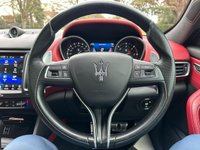 USED 2017 17 MASERATI LEVANTE 3.0D V6 SUV 5dr Diesel ZF 4WD Euro 6 (s/s) (275 ps) PANROOF+RED LETHER+CARBON KIT+