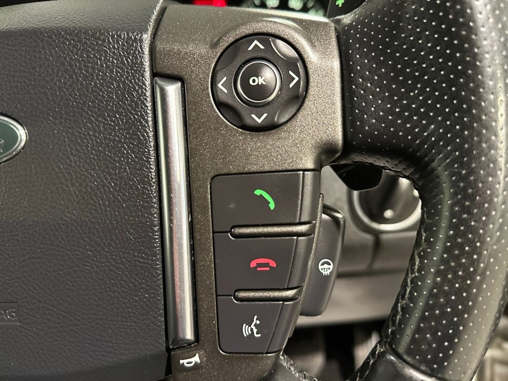 USED 2014 14 LAND ROVER DISCOVERY 4 3.0 SD V6 HSE Luxury SUV 5dr Diesel Auto 4WD Euro 5 (s/s) (255 bhp) 