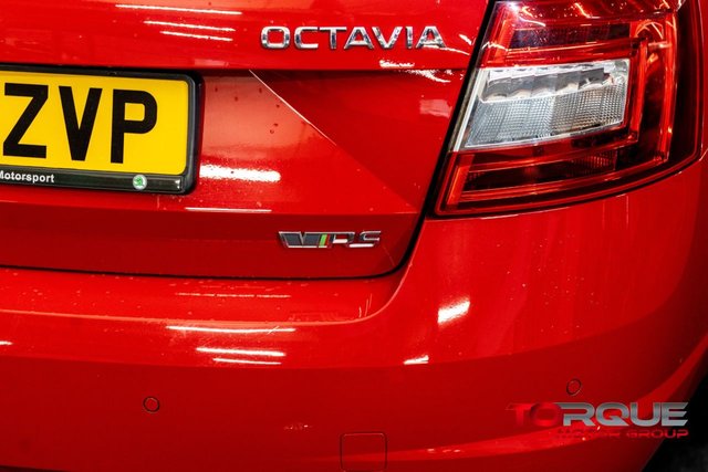 2016 SKODA OCTAVIA 2.0 TDI vRS Hatchback 5dr Diesel Manual Euro 6 (s/s) (SNav) (184 ps) - Photo 9
