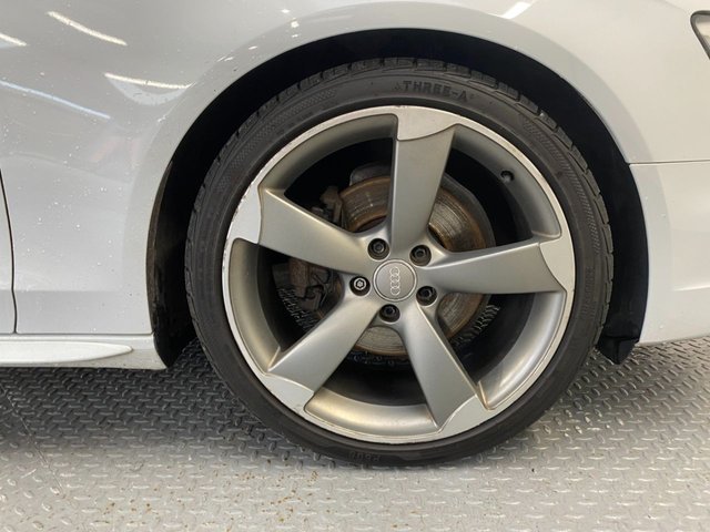 2012 Audi A4 2L Black Edition 4dr - Photo 5