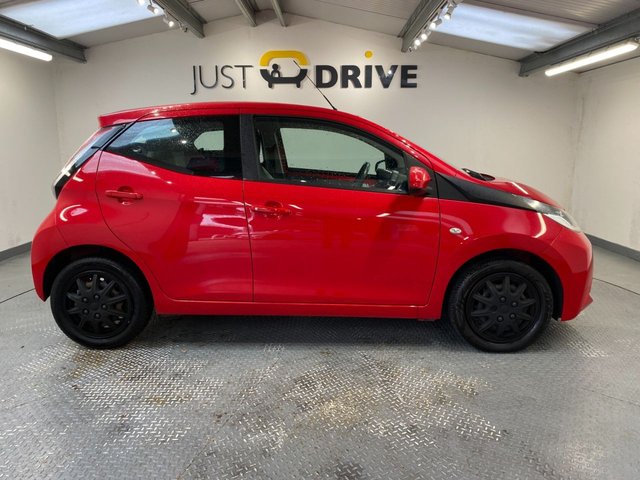2018 Toyota Aygo 1L X-Play 5dr - Photo 6
