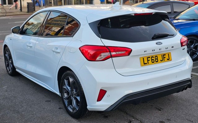 2018 FORD FOCUS - Photo 7