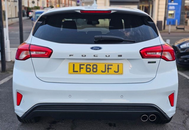 2018 FORD FOCUS - Photo 8