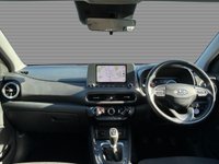 USED 2023 72 HYUNDAI KONA 1.0 T-GDi MHEV SE Connect SUV 5dr Petrol Hybrid Manual Euro 6 (s/s) (120 ps) 1 Owner From New F/S/H