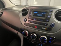 USED 2019 19 HYUNDAI I10 1.2 SE Hatchback 5dr Petrol Auto Euro 6 (87 ps) 