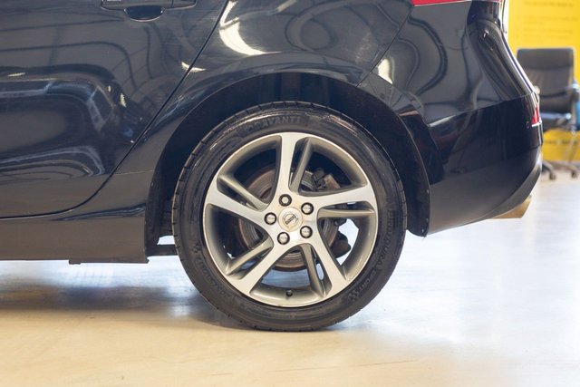 2016 Volvo V40 2L Inscription 5dr - Photo 7