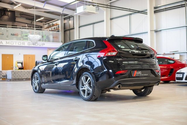 2016 Volvo V40 2L Inscription 5dr - Photo 4
