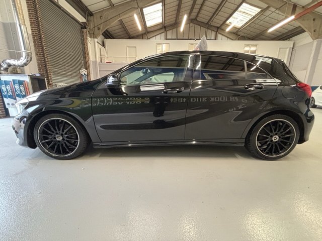 2018 Mercedes-Benz A-Class 2L Amg Line 5dr - Photo 8