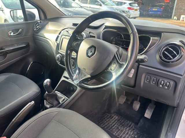 2015 Renault Captur 1.5L Dynamique S Nav 5dr - Photo 9