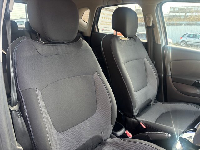 2015 Renault Captur 1.5L Dynamique S Nav 5dr - Photo 11