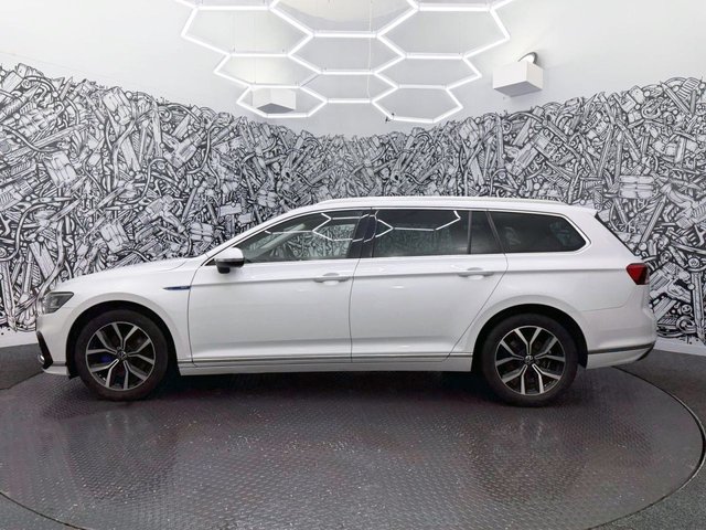 2022 Volkswagen Passat 1.4L Gte 5dr - Photo 9