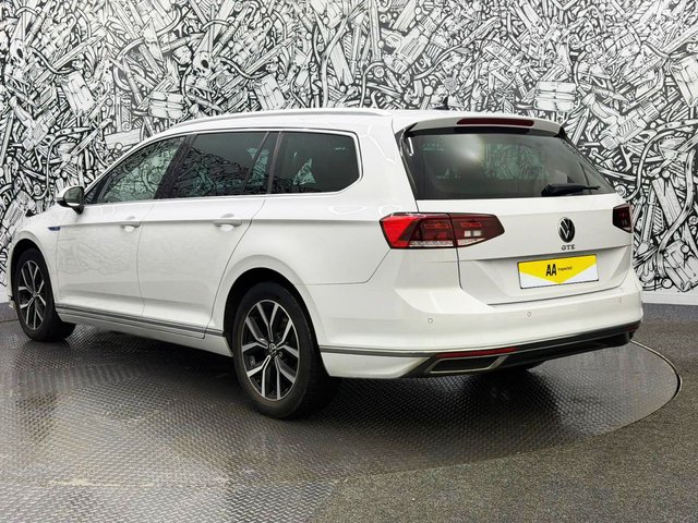 2022 Volkswagen Passat 1.4L Gte 5dr - Photo 4