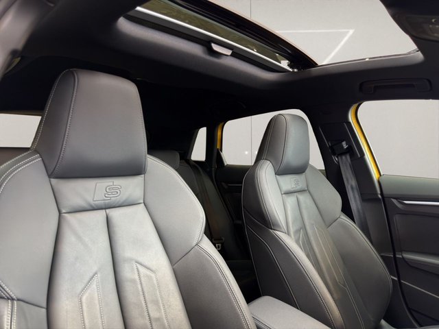 2021 Audi A3 2L S Line 5dr - Photo 4