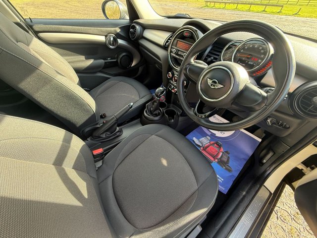 2015 MINI HATCH - Photo 9
