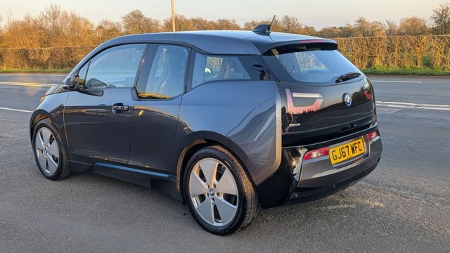 2017 BMW I3 0.6L null 4dr - Photo 5