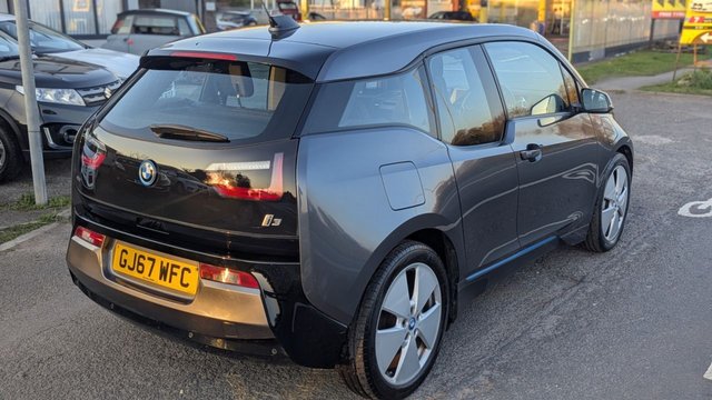 2017 BMW I3 0.6L null 4dr - Photo 7