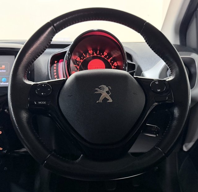 2016 PEUGEOT 108 - Photo 8