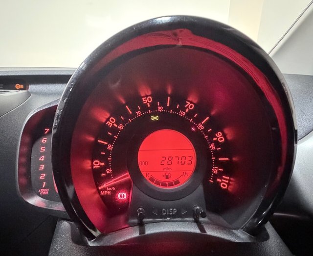 2016 PEUGEOT 108 - Photo 9