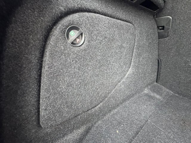 2012 BMW 1 Series 2L Sport 5dr - Photo 7