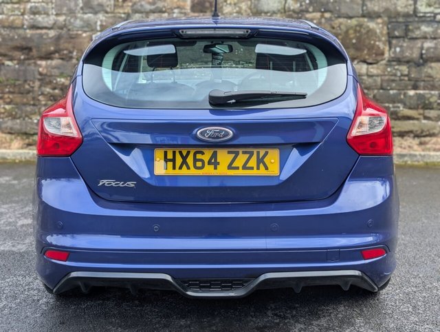 2014 Ford Focus 1.6L Zetec S 5dr - Photo 5