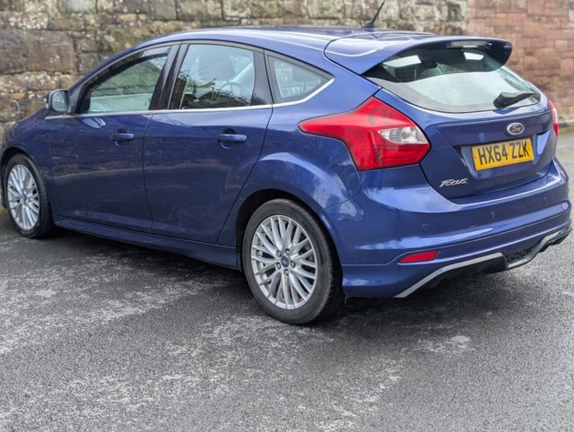 2014 Ford Focus 1.6L Zetec S 5dr - Photo 6