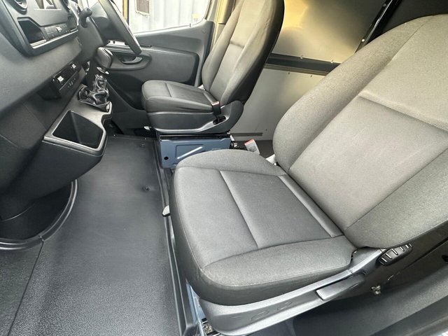 2019 Mercedes-Benz SPRINTER - Photo 6