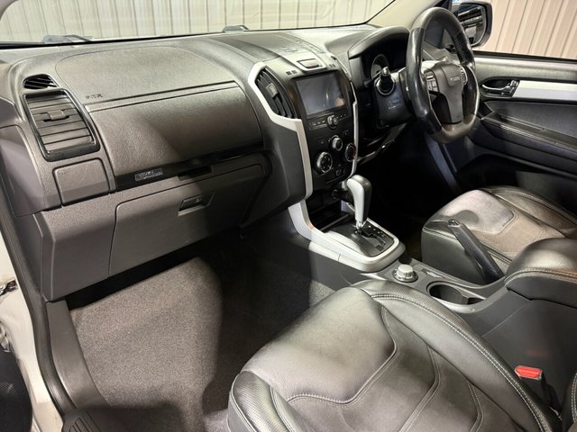 2021 ISUZU D-MAX - Photo 10