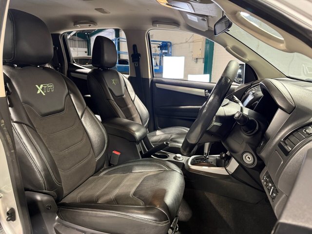 2021 ISUZU D-MAX - Photo 5