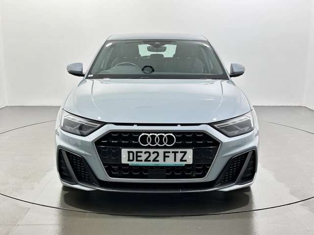 2022 Audi A1 - Photo 3