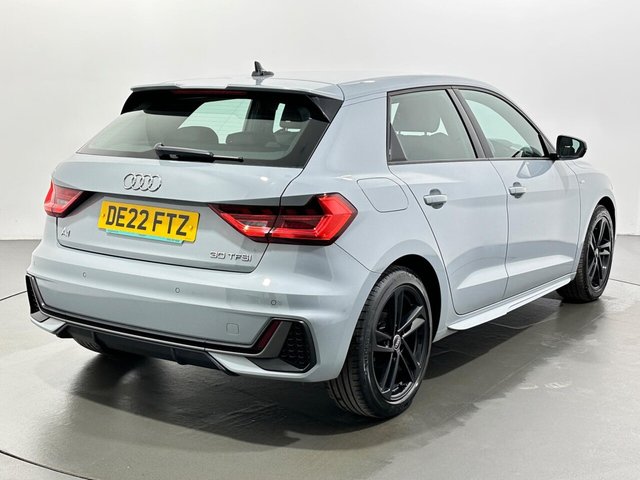 2022 Audi A1 - Photo 8