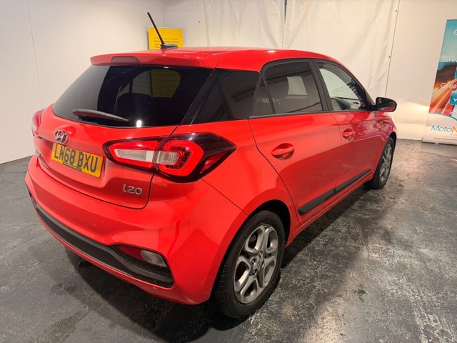 2018 HYUNDAI I20 - Photo 6