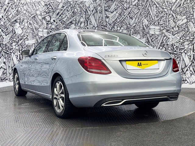 2016 Mercedes-Benz C-Class 2L Sport 4dr - Photo 8